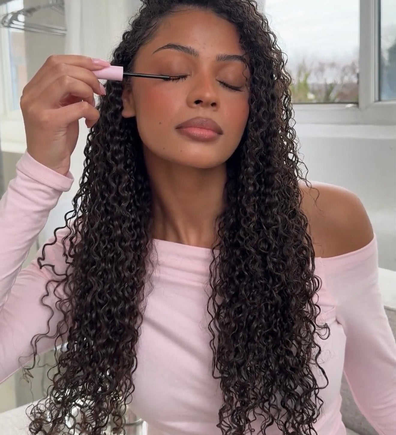 How Long Does Lash Serum Take to Work? Your Week-by-Week Timeline