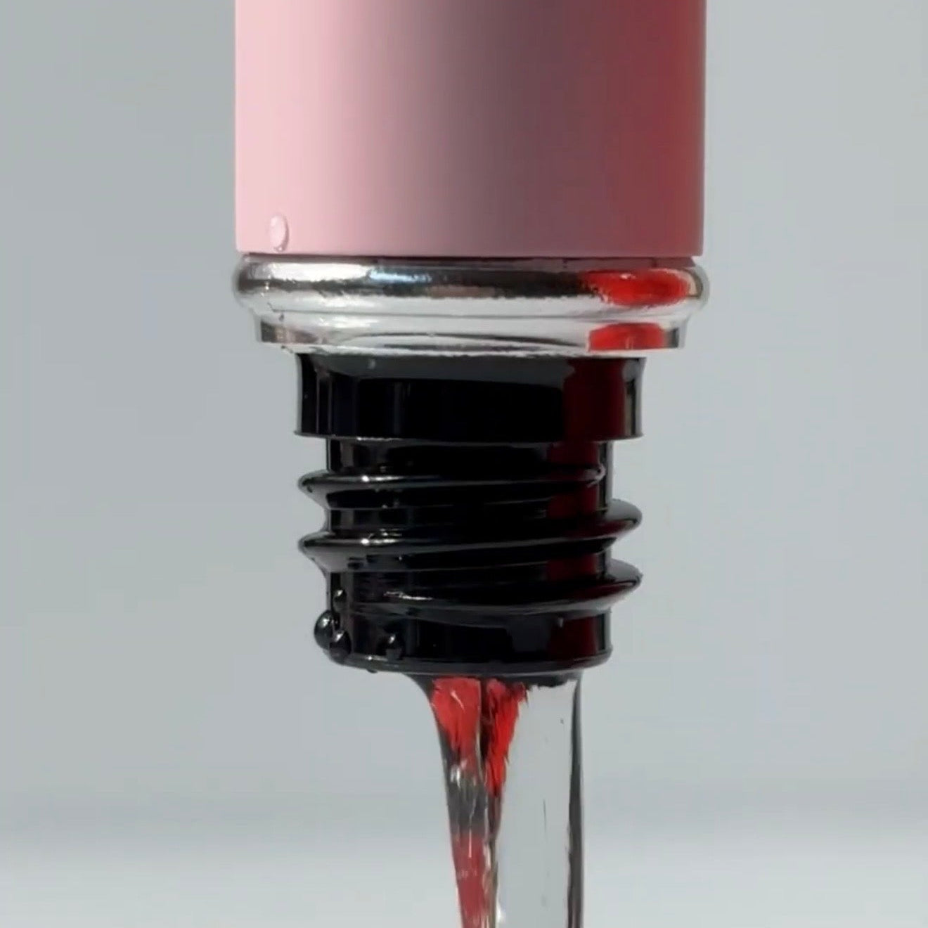 Lash Serum vs Castor Oil: Which Actually Grows Your Lashes?